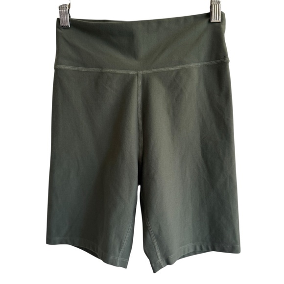 Abercrombie & Fitch 90s Contour High Waisted Bike Short, Sage Green, Size S - Picture 1 of 4